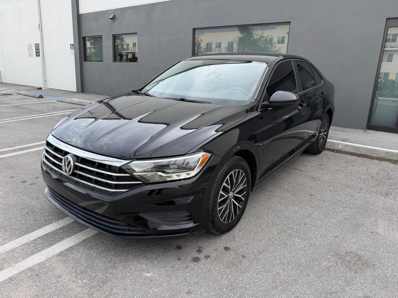 Volkswagen Jetta SE 4D Sedan 2021