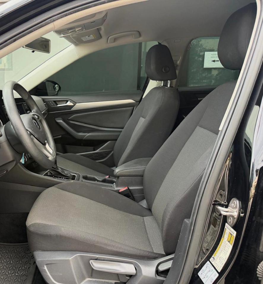 Volkswagen Jetta SE 4D Sedan 2021