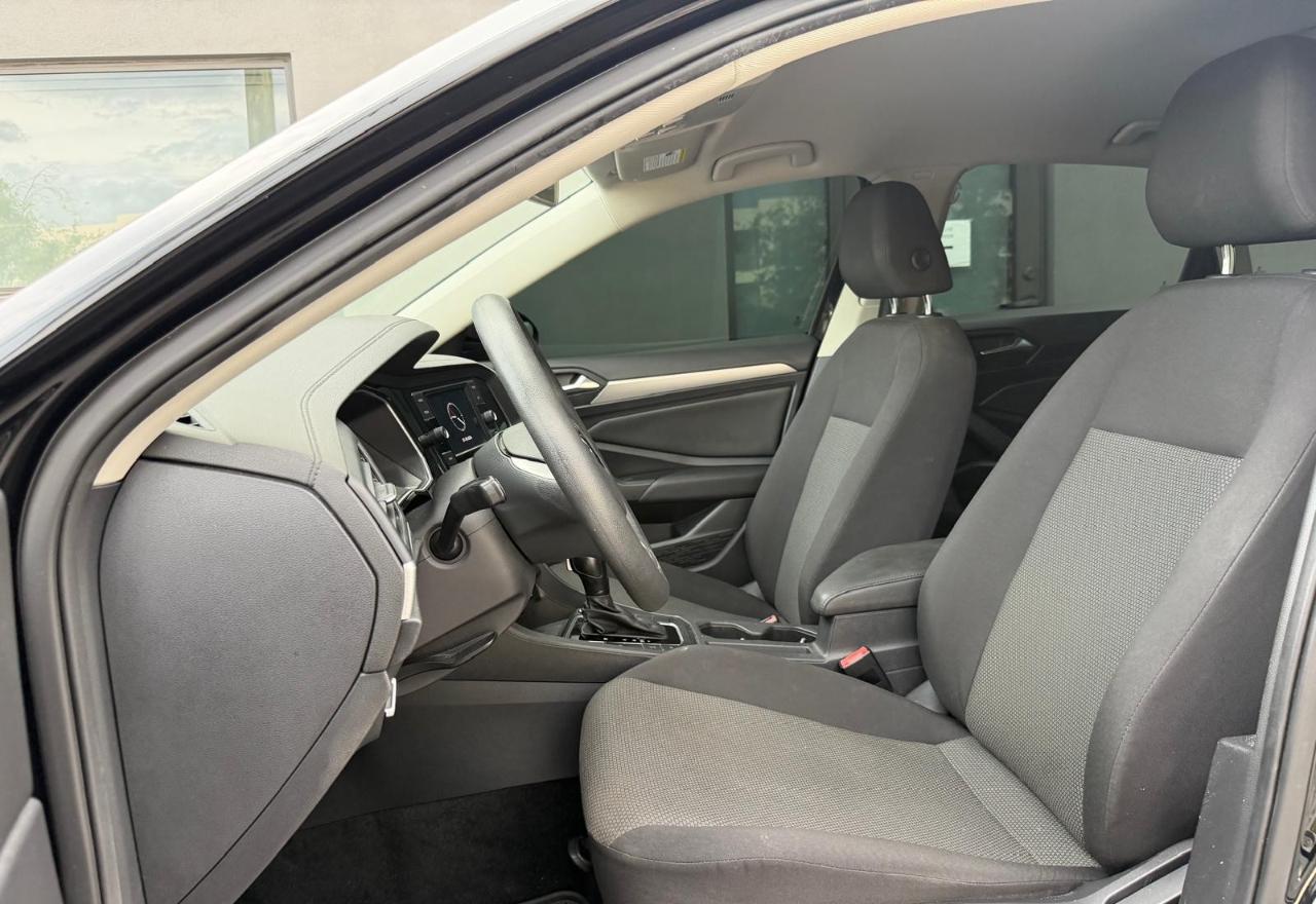 Volkswagen Jetta SE 4D Sedan 2021