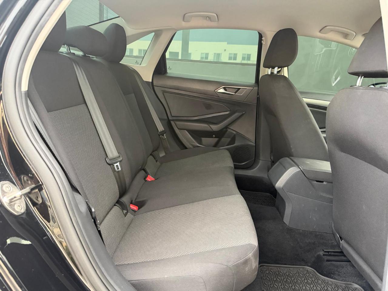 Volkswagen Jetta SE 4D Sedan 2021