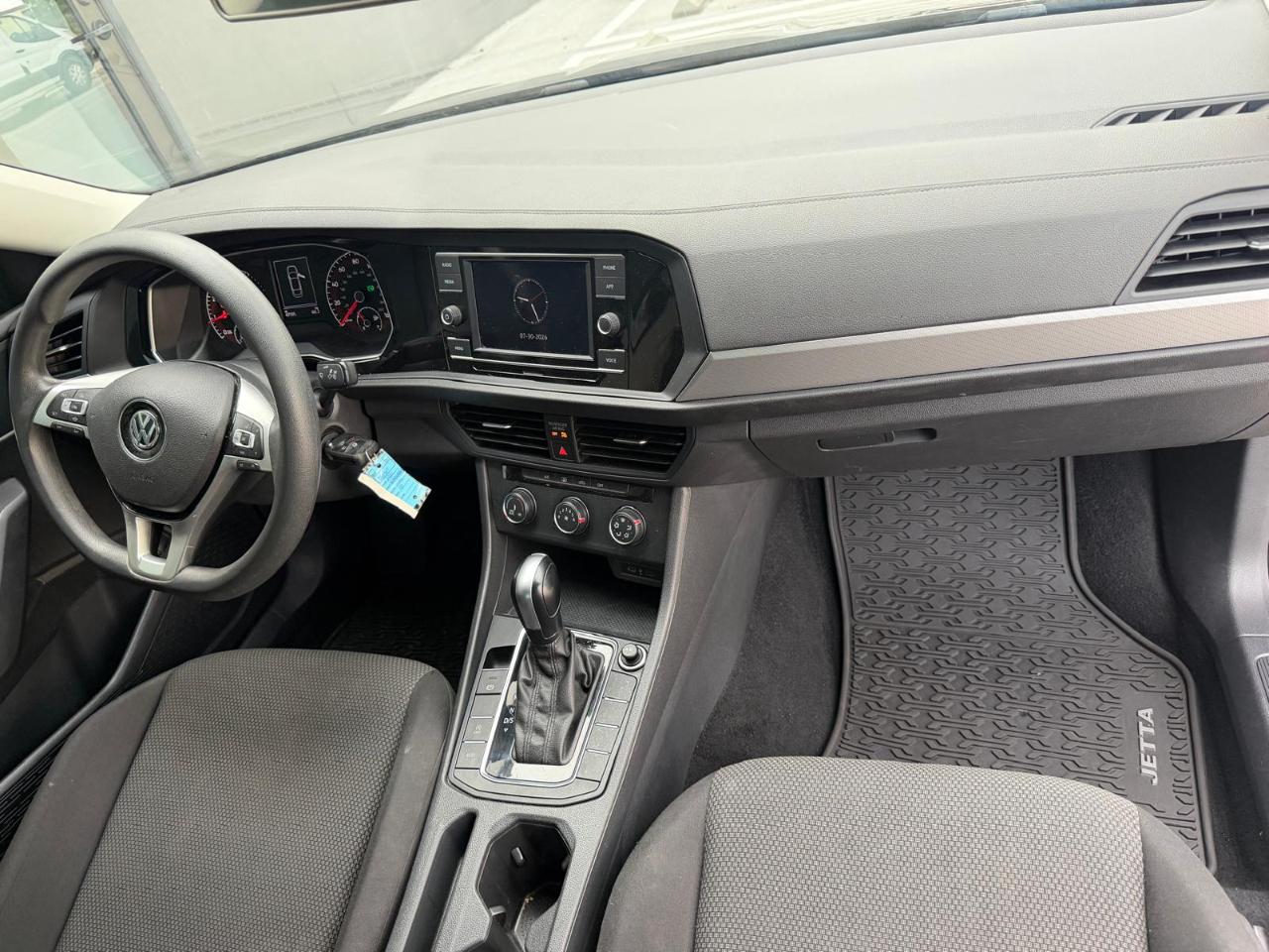 Volkswagen Jetta SE 4D Sedan 2021