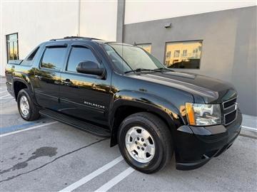 2011 Chevrolet Avalanche 2WD Crew Cab LS