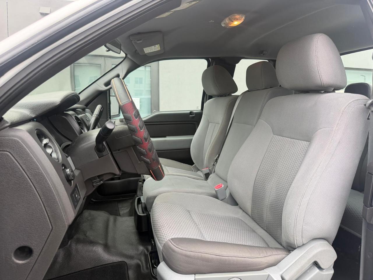 Ford F-150 2WD SuperCab 145" XL 2014