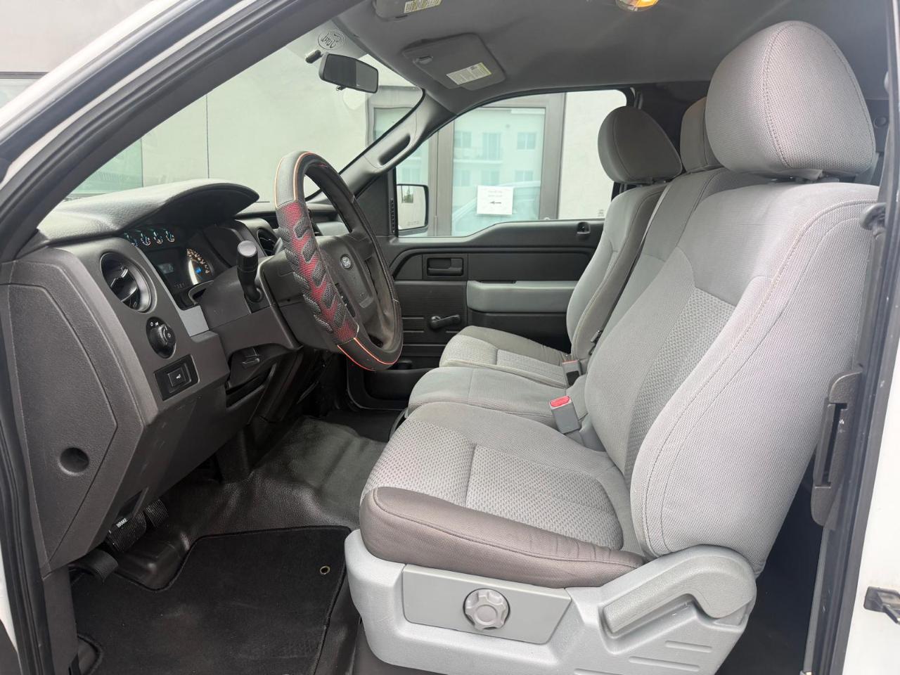 Ford F-150 2WD SuperCab 145" XL 2014