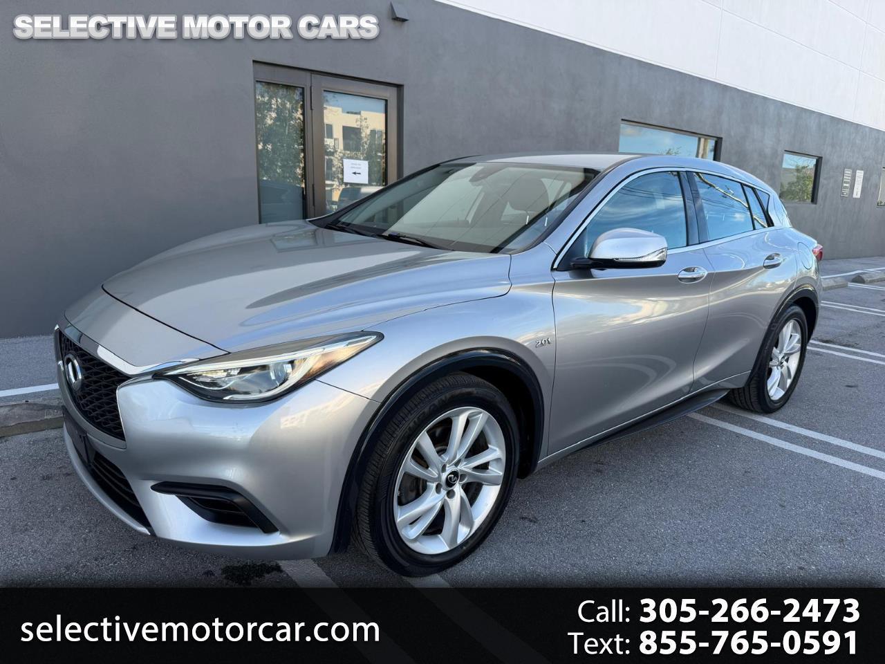 2017 Infiniti QX30 Luxury FWD