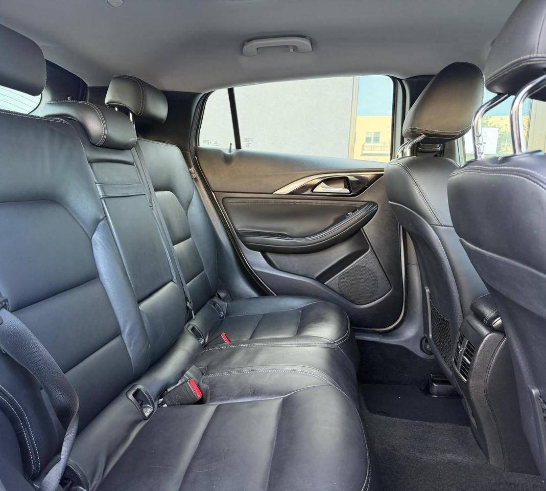 Infiniti QX30 Luxury FWD 2017
