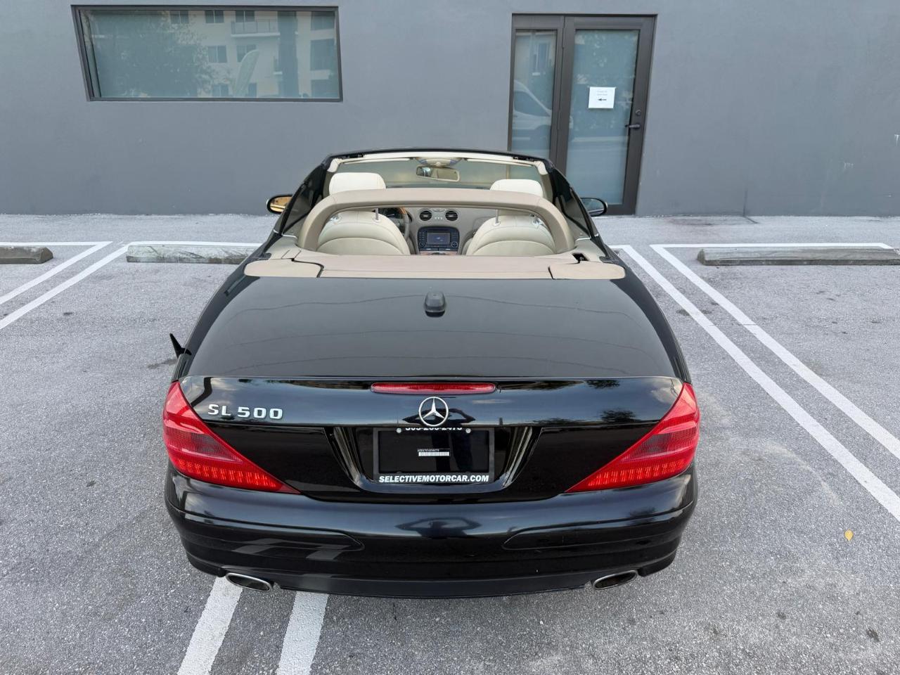 Mercedes-Benz SL-Class 2dr Roadster 5.0L 2005