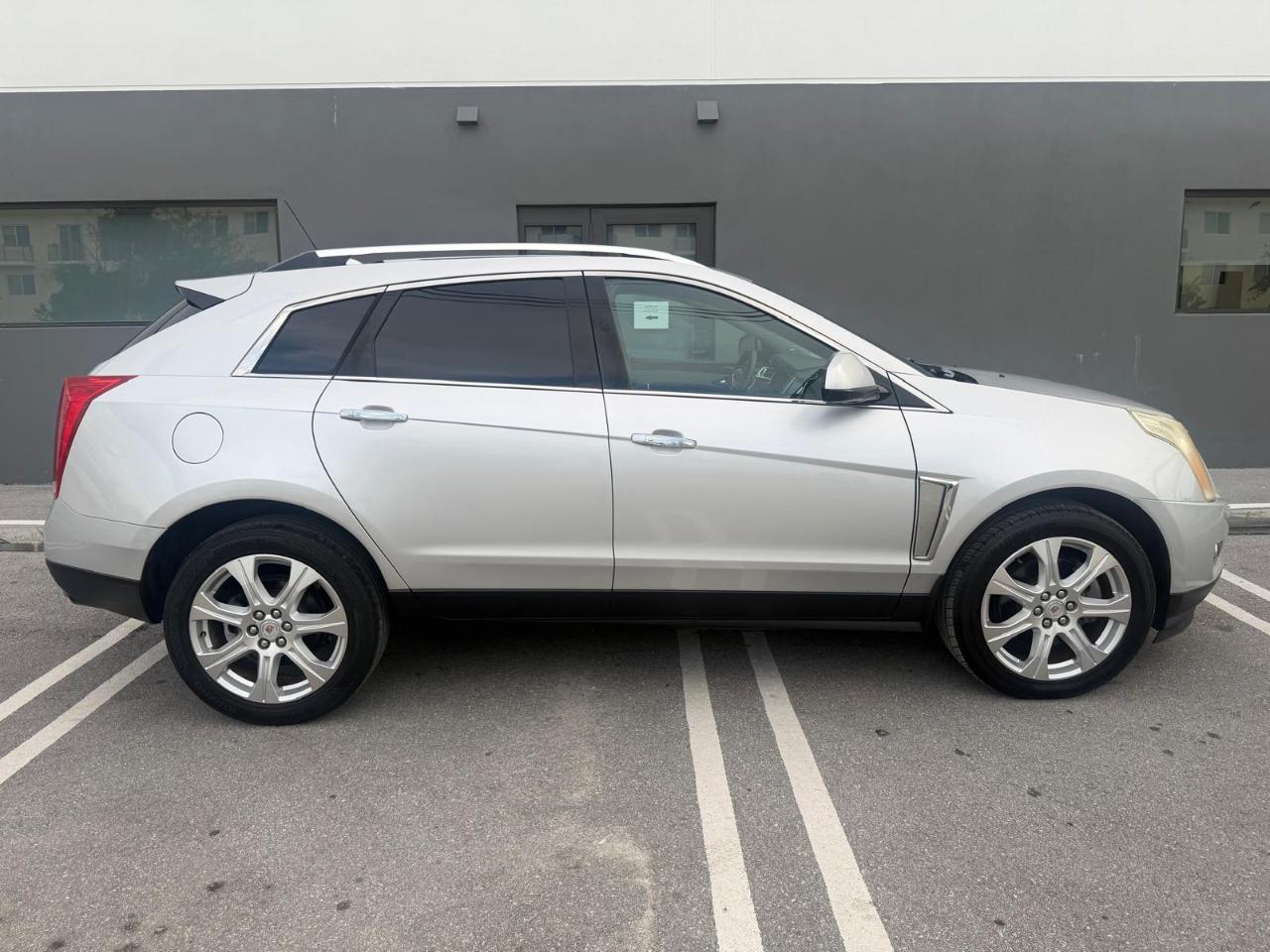 Cadillac SRX FWD 4dr Performance Collection 2015