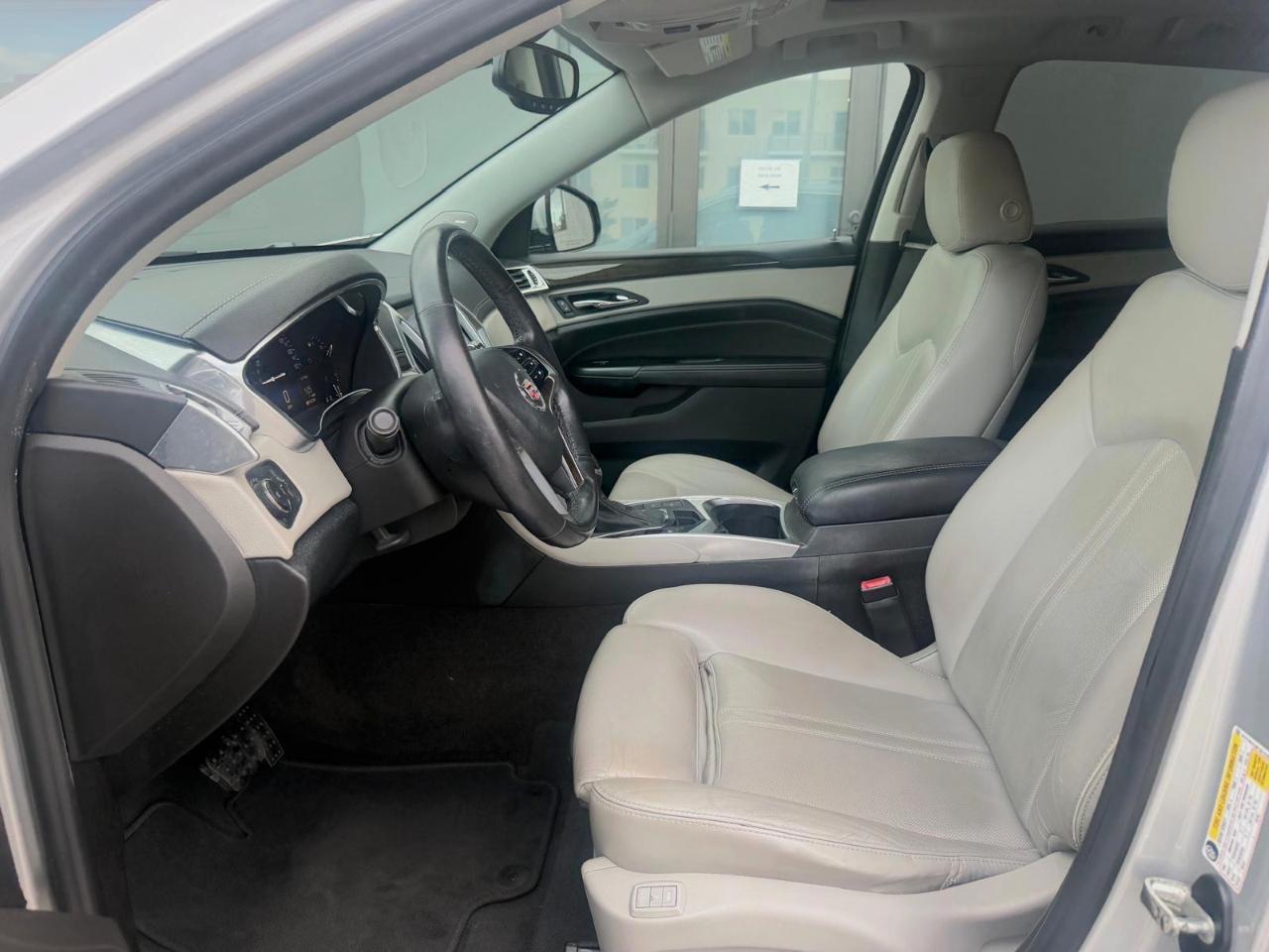 Cadillac SRX FWD 4dr Performance Collection 2015