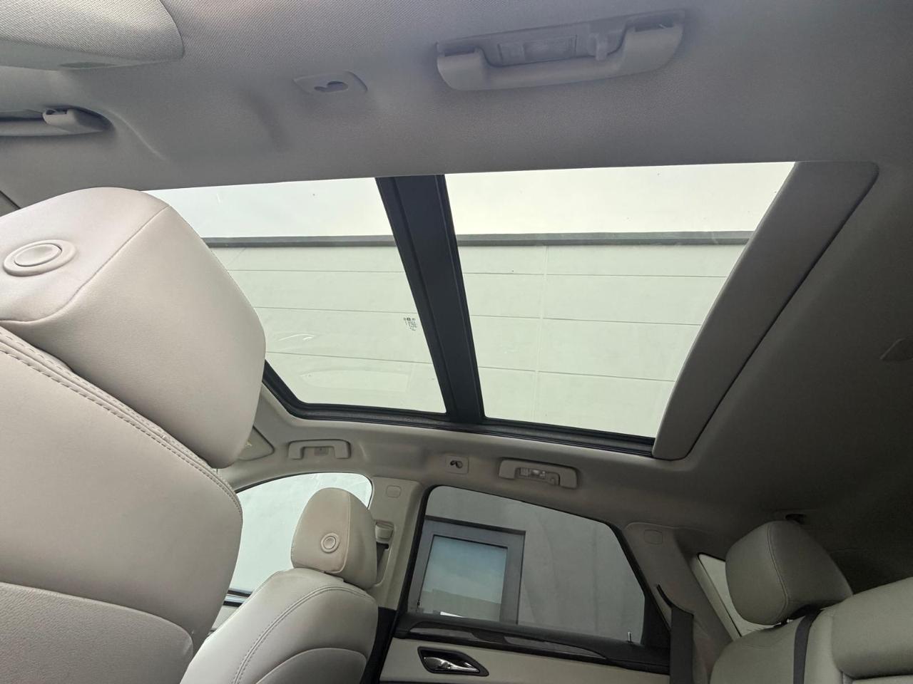 Cadillac SRX FWD 4dr Performance Collection 2015