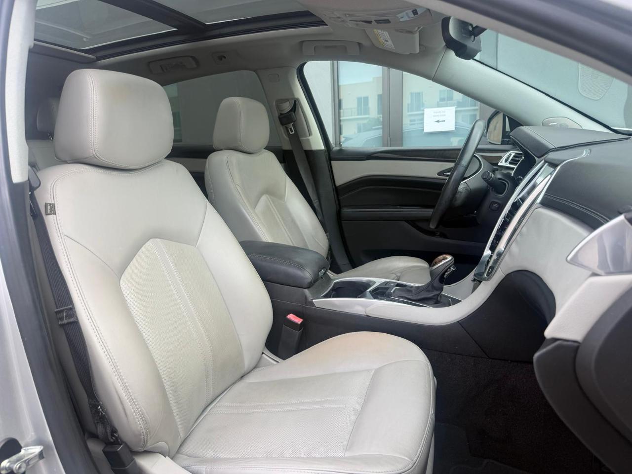 Cadillac SRX FWD 4dr Performance Collection 2015