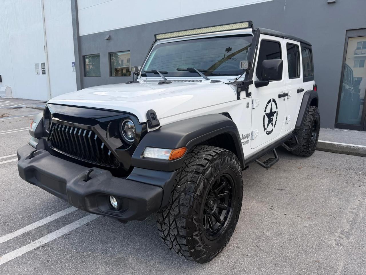 Jeep Wrangler Unlimited Sport 4x4 2021