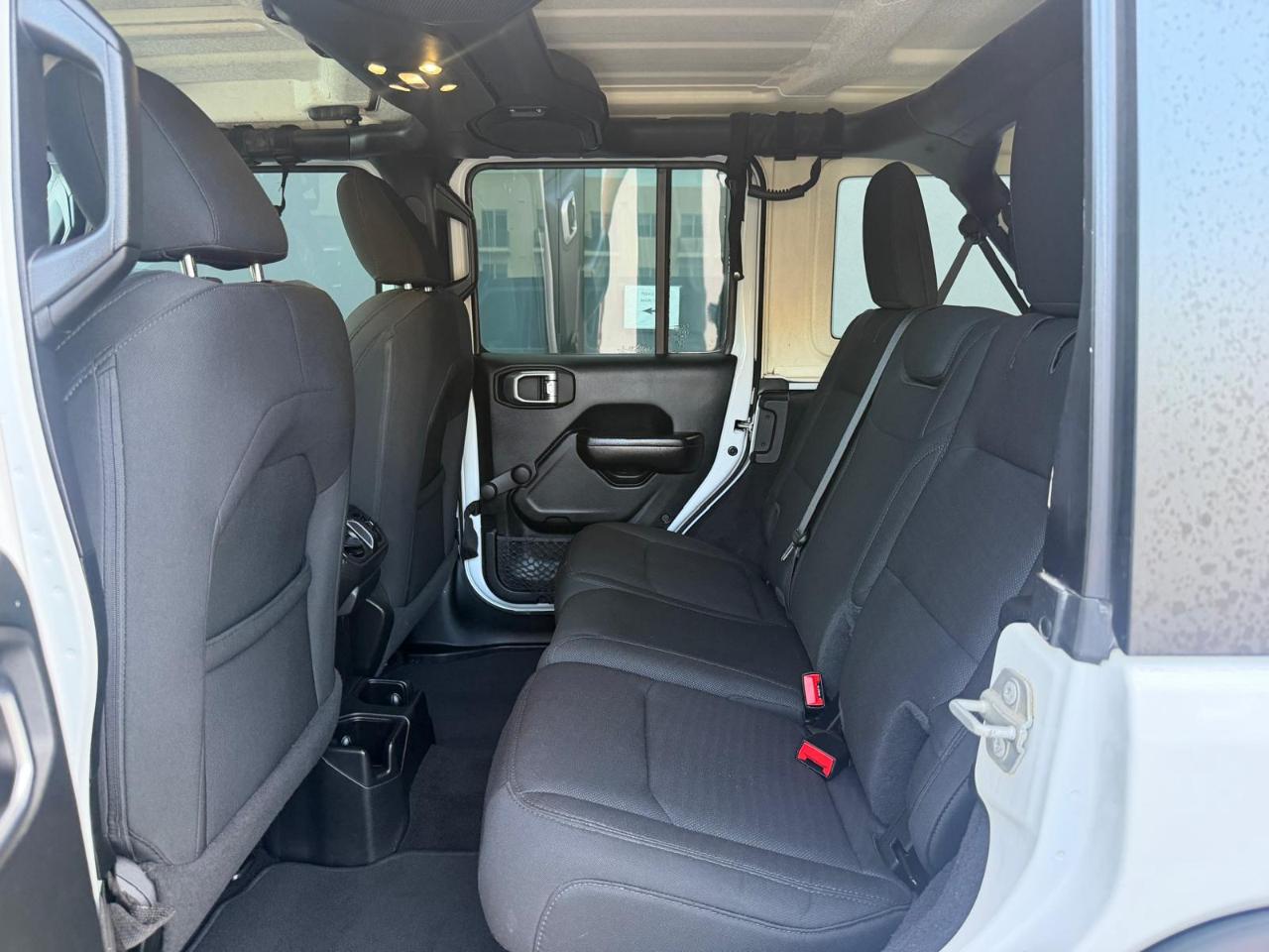 Jeep Wrangler Unlimited Sport 4x4 2021