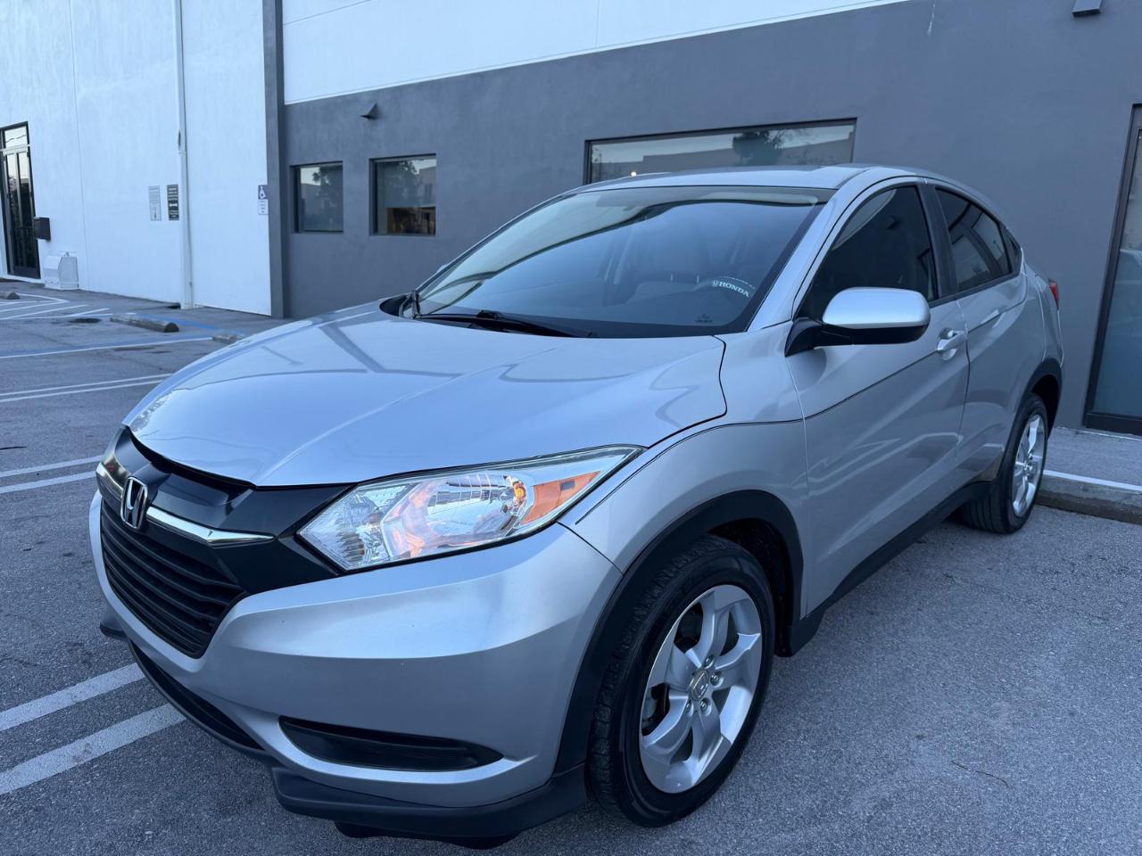Honda HR-V 2WD 4dr CVT LX 2016