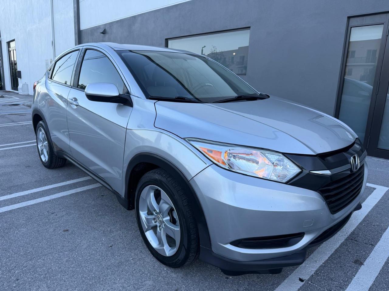 Honda HR-V 2WD 4dr CVT LX 2016