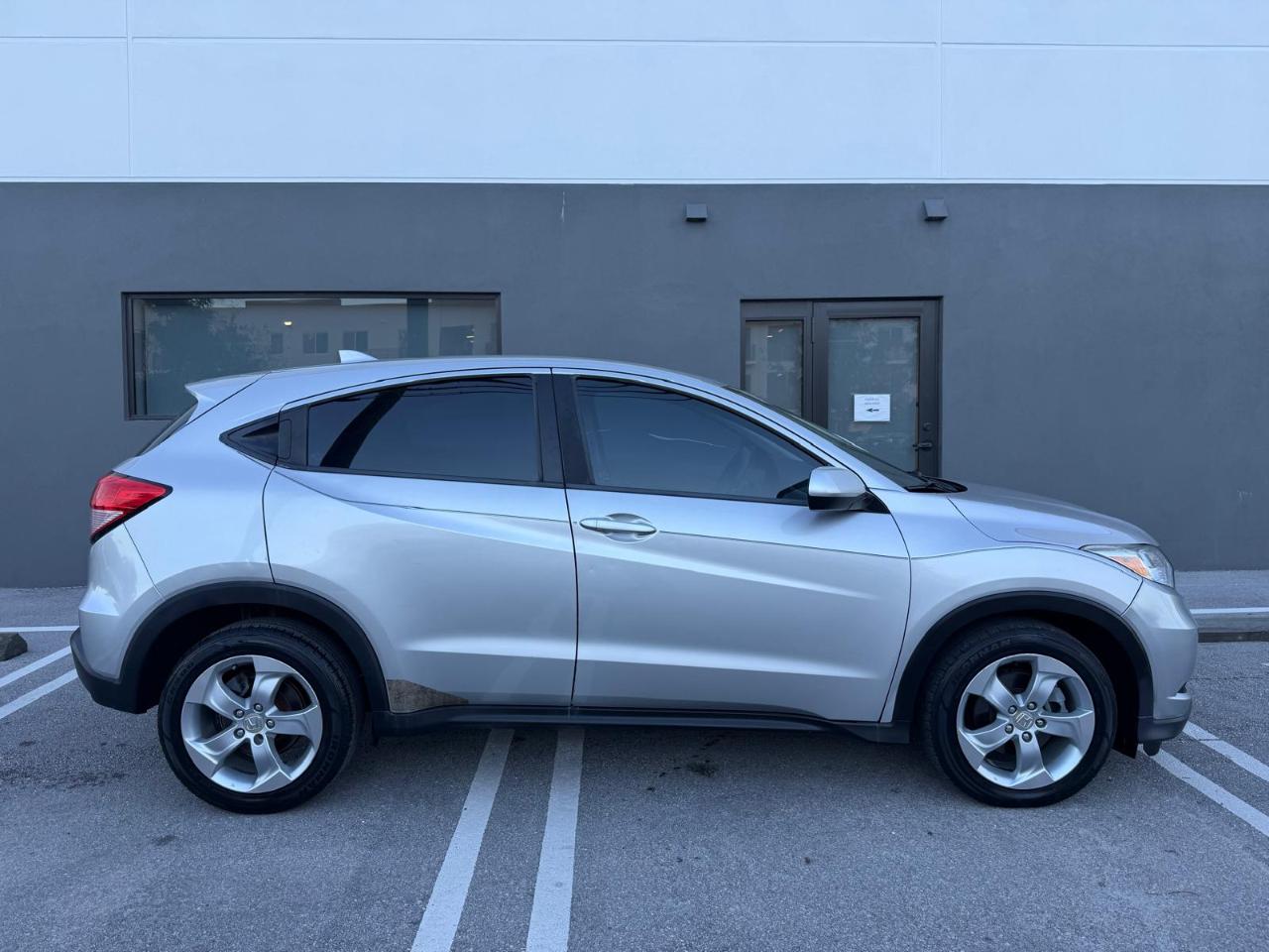 Honda HR-V 2WD 4dr CVT LX 2016