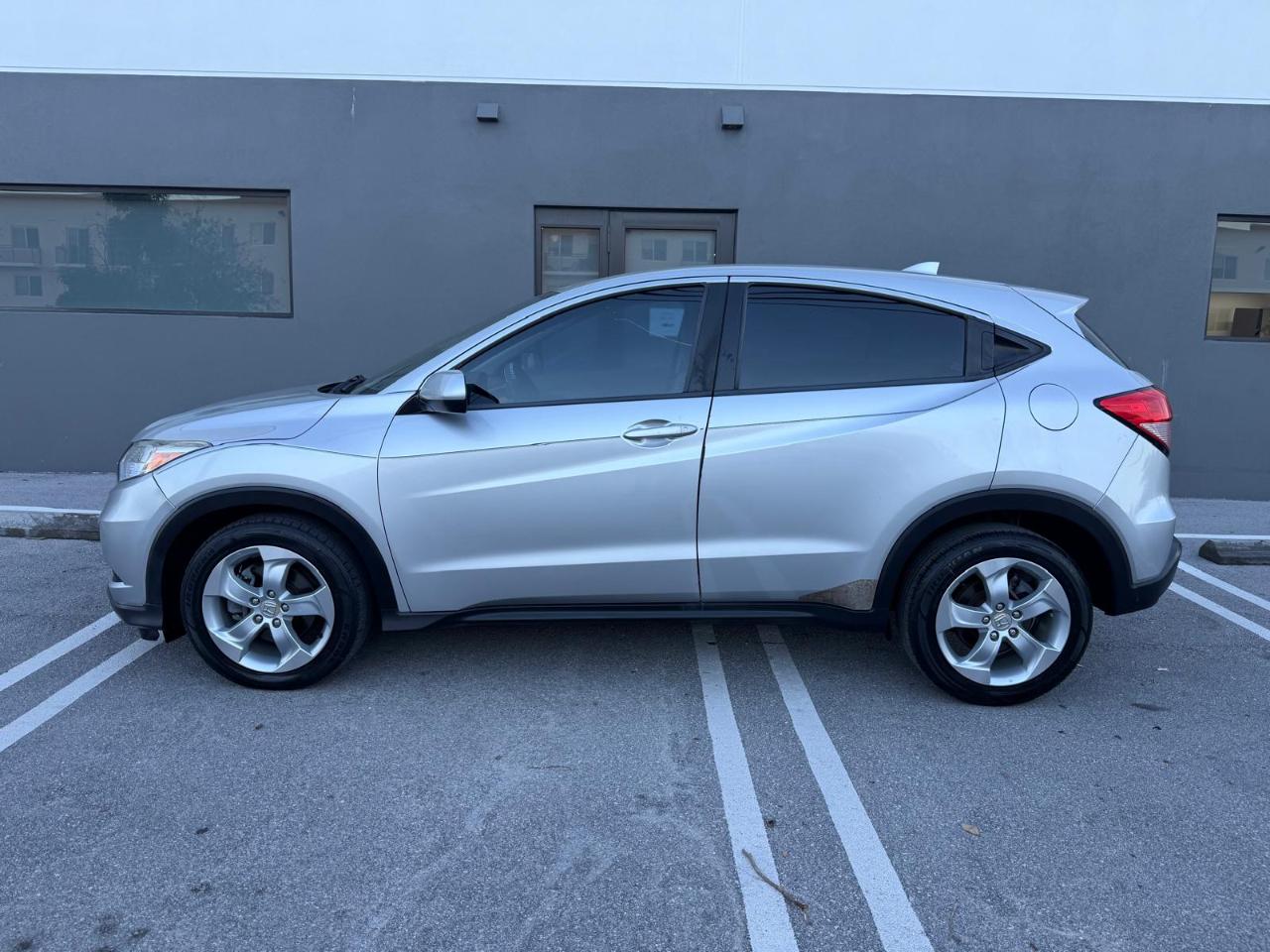 Honda HR-V 2WD 4dr CVT LX 2016
