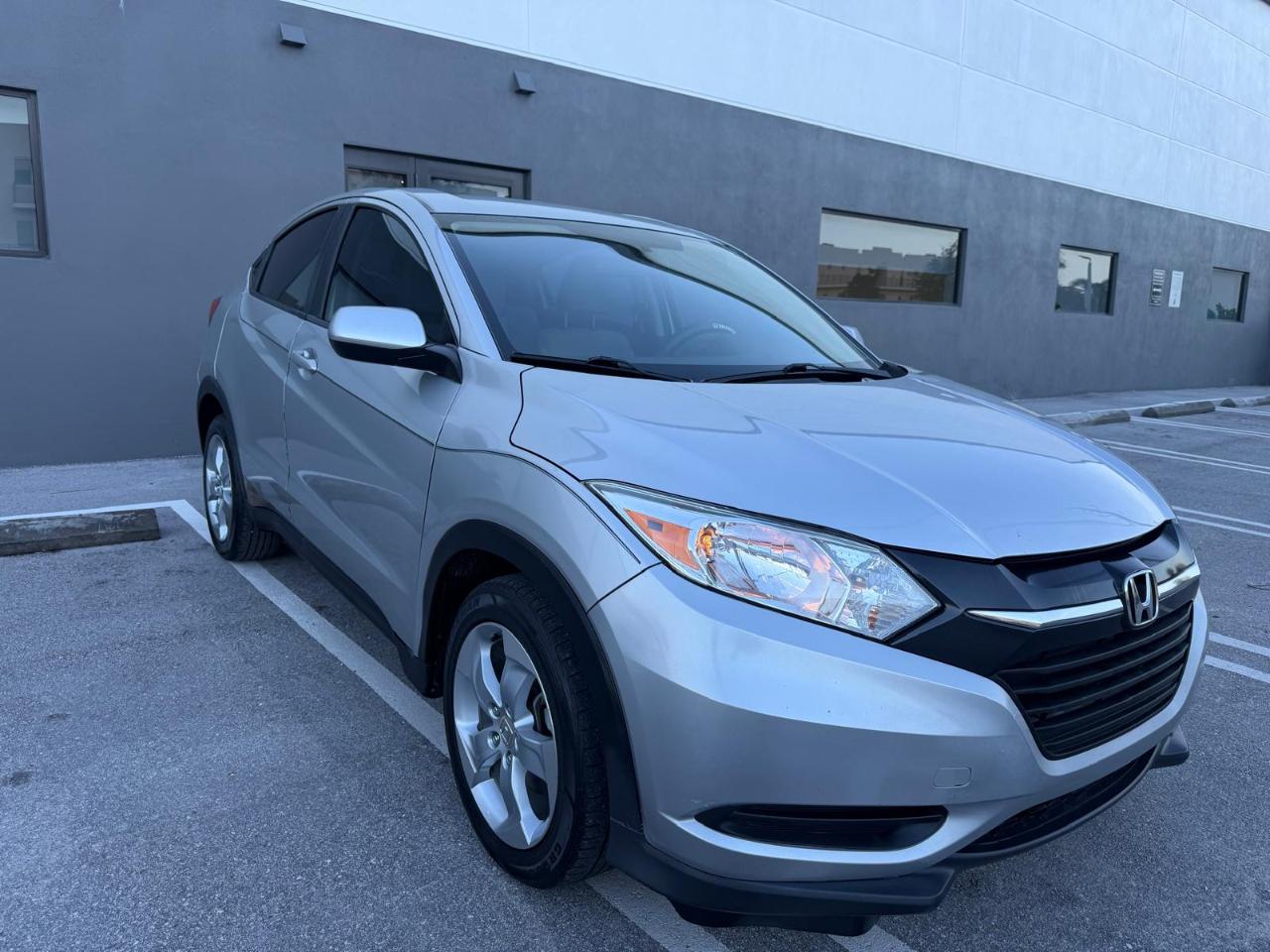 Honda HR-V 2WD 4dr CVT LX 2016
