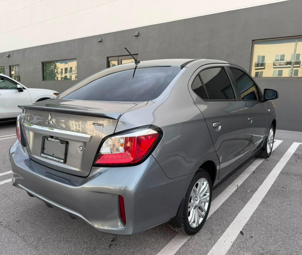 Mitsubishi Mirage G4 Carbonite Edition CVT 2021