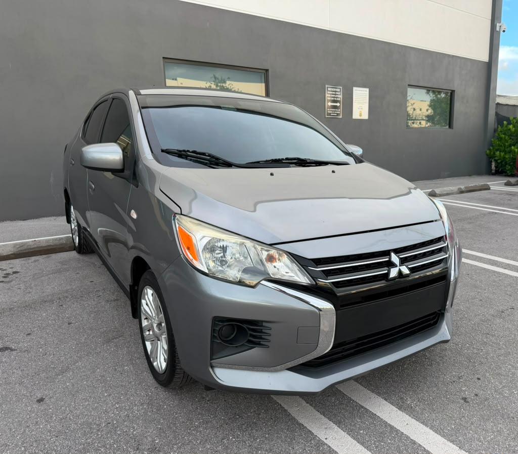 Mitsubishi Mirage G4 Carbonite Edition CVT 2021