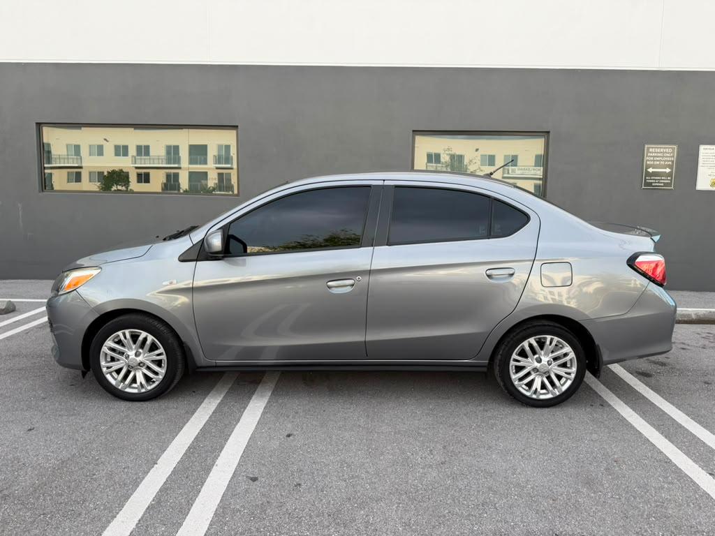 Mitsubishi Mirage G4 Carbonite Edition CVT 2021