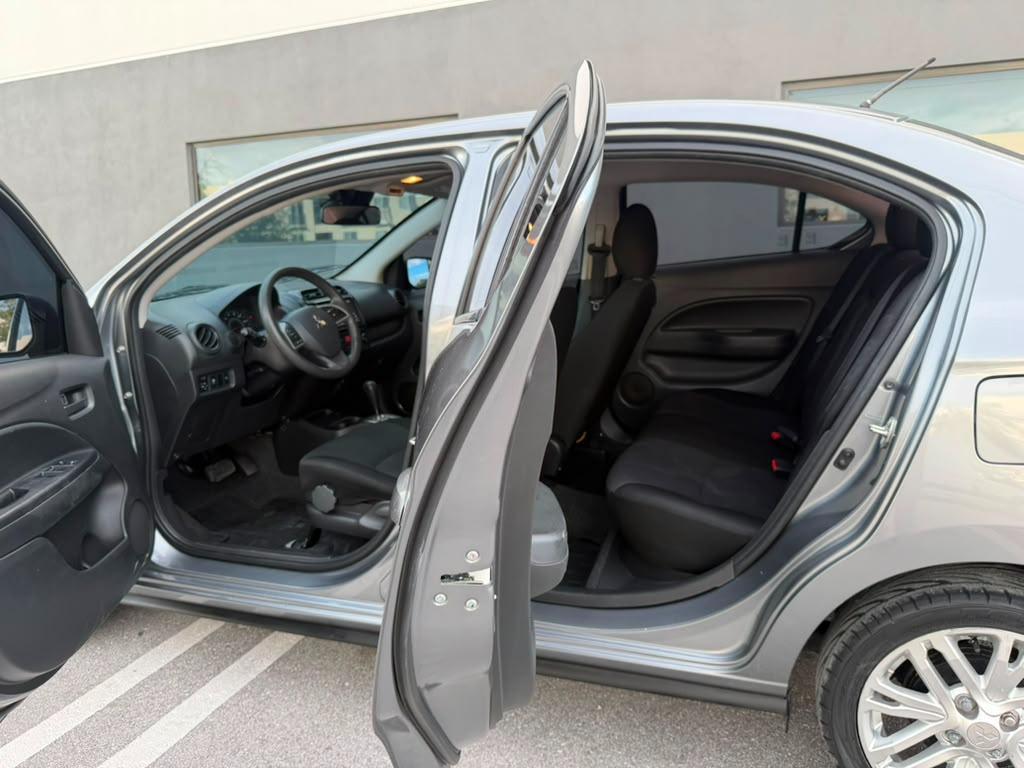 Mitsubishi Mirage G4 Carbonite Edition CVT 2021