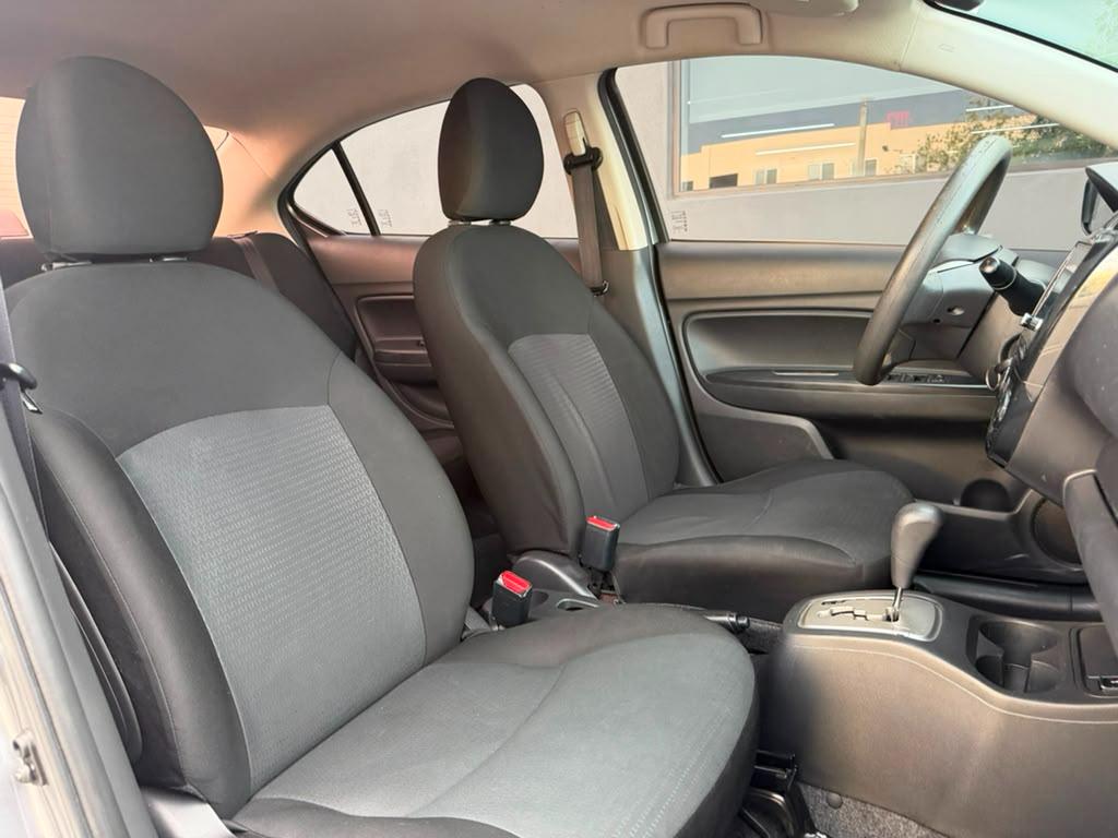 Mitsubishi Mirage G4 Carbonite Edition CVT 2021