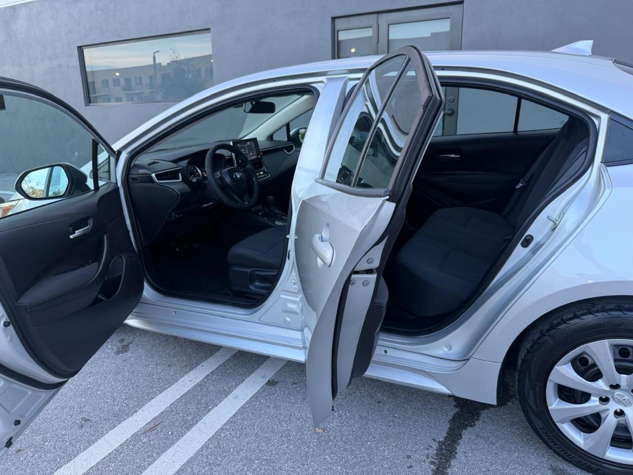 Toyota Corolla LE CVT (Natl) 2020
