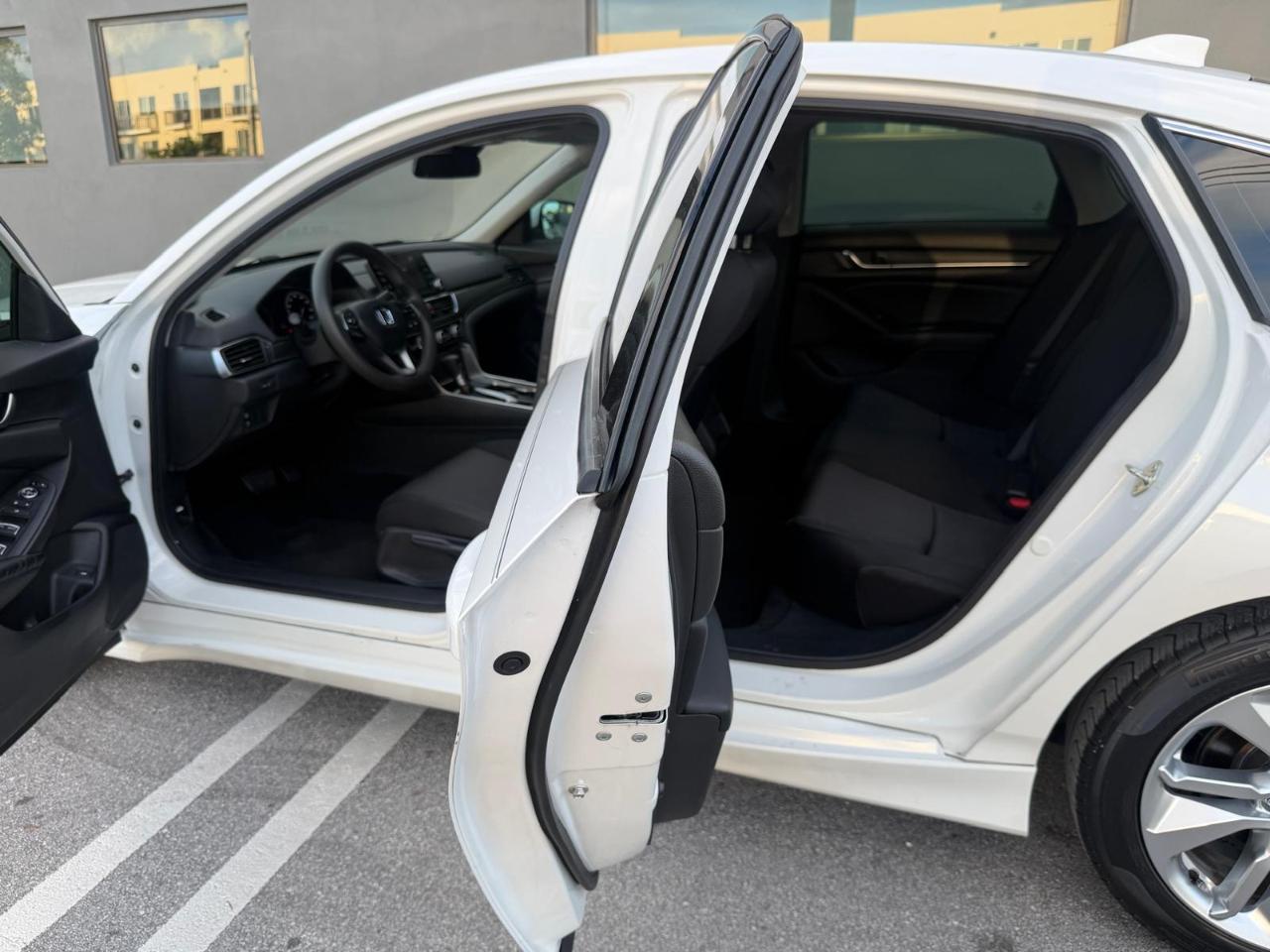 Honda Accord Sedan LX 1.5T CVT 2018