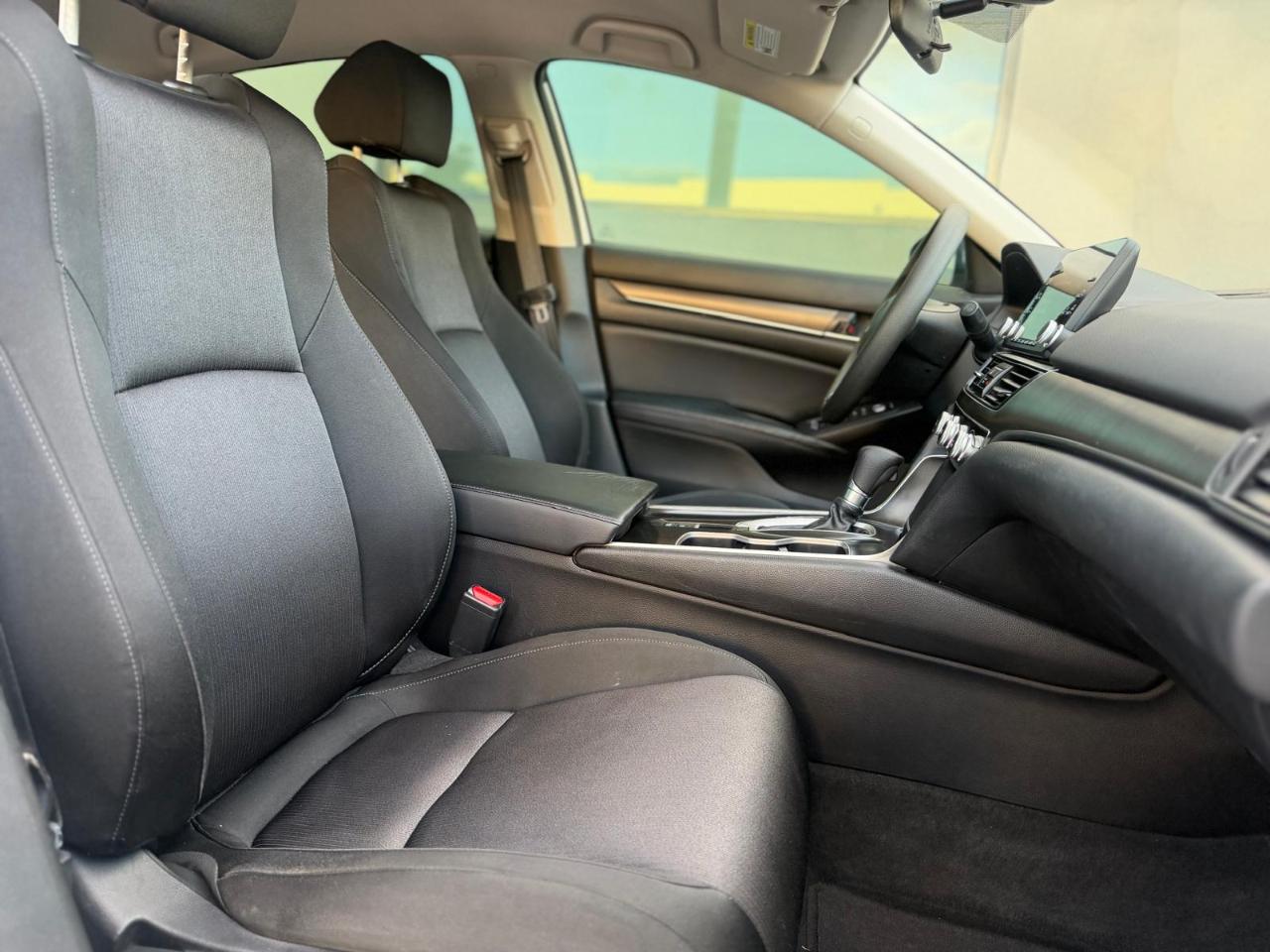 Honda Accord Sedan LX 1.5T CVT 2018