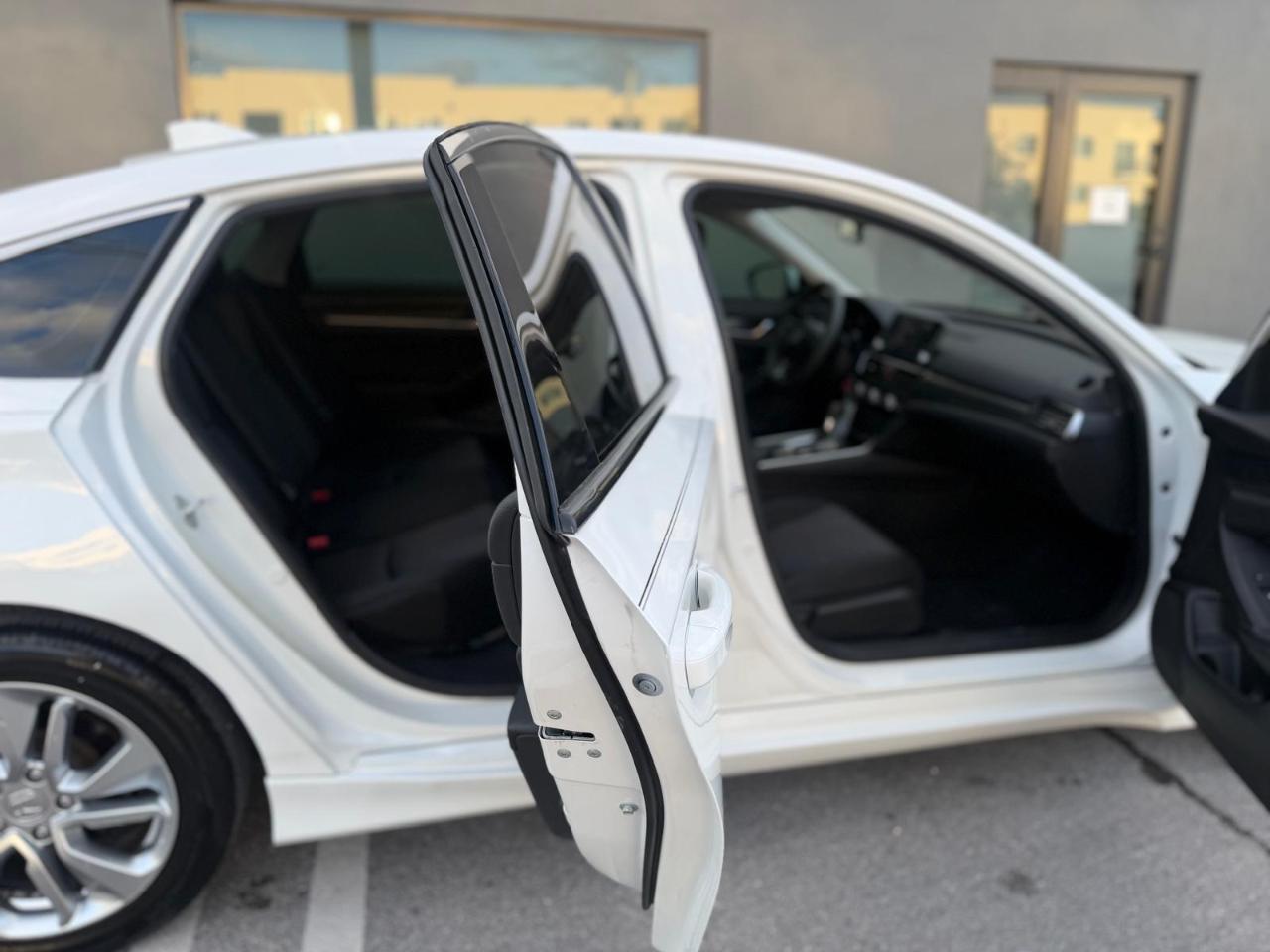 Honda Accord Sedan LX 1.5T CVT 2018