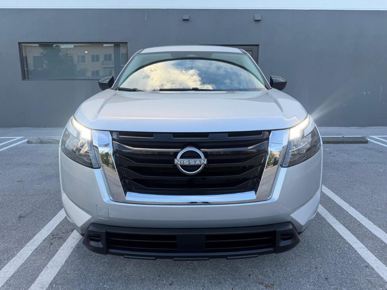 Nissan Pathfinder S 2WD 2024