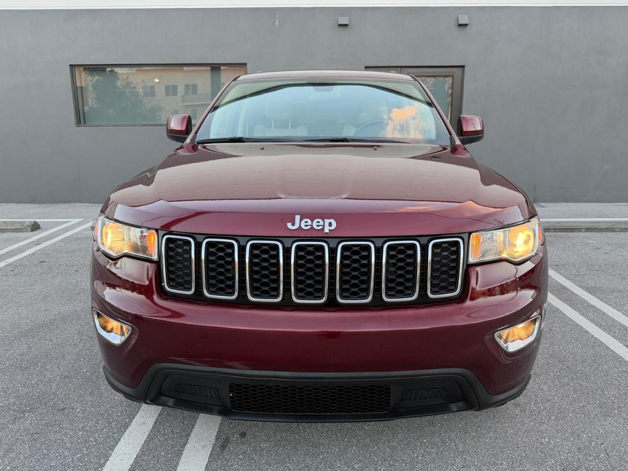 Jeep Grand Cherokee Laredo 4x2 *Ltd Avail* 2018