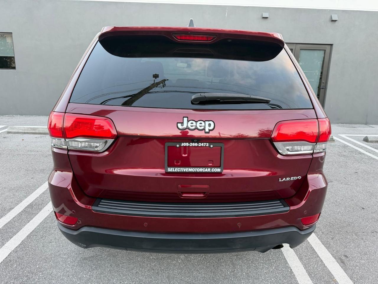 Jeep Grand Cherokee Laredo 4x2 *Ltd Avail* 2018