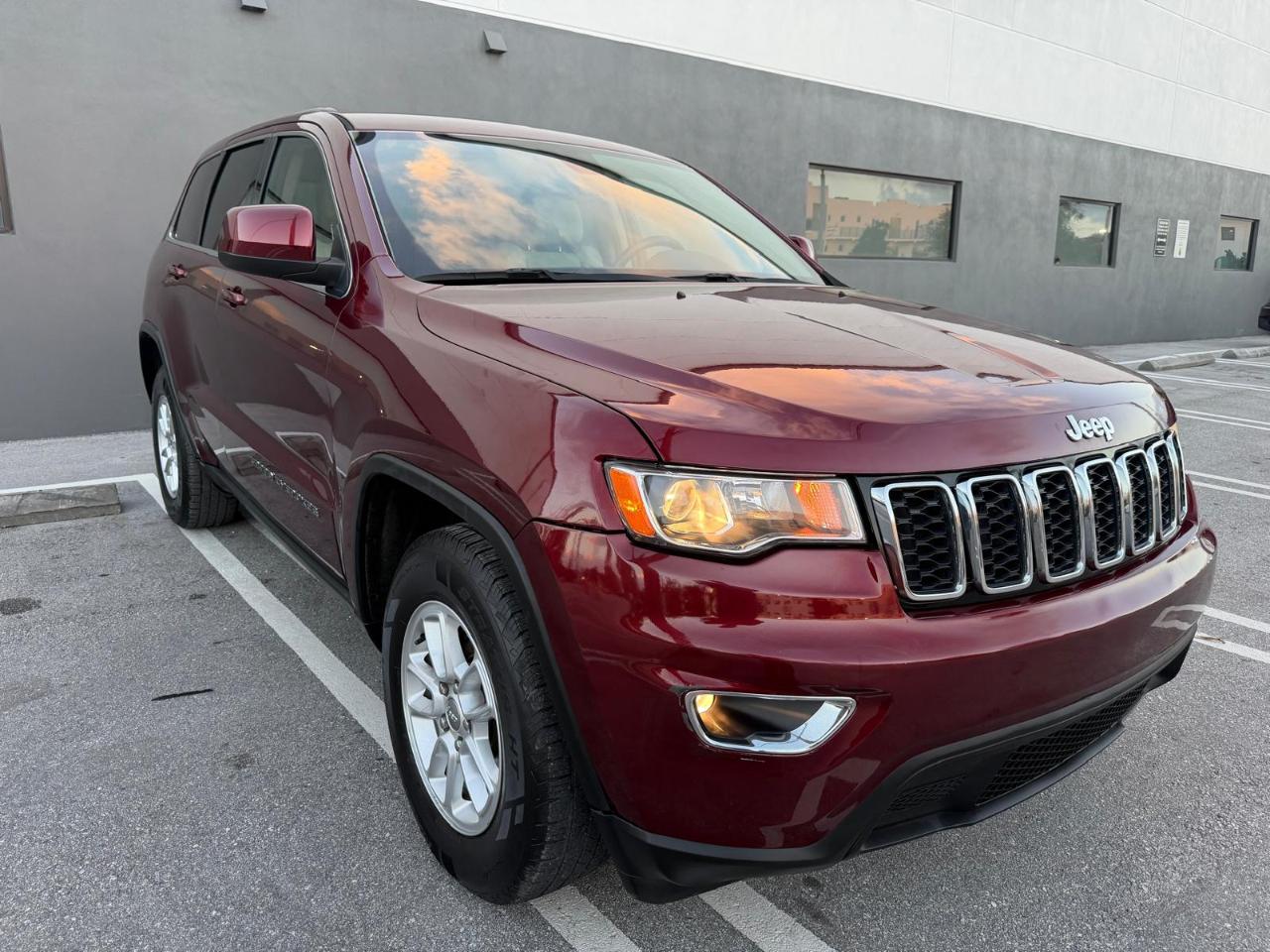 Jeep Grand Cherokee Laredo 4x2 *Ltd Avail* 2018