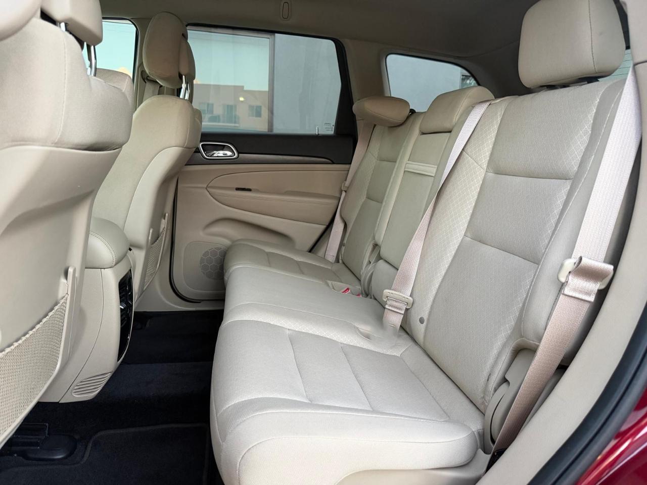 Jeep Grand Cherokee Laredo 4x2 *Ltd Avail* 2018