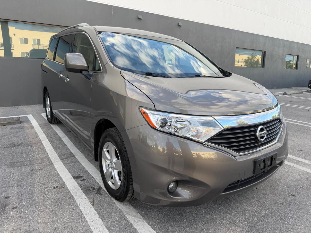 Nissan Quest 4dr SV 2016