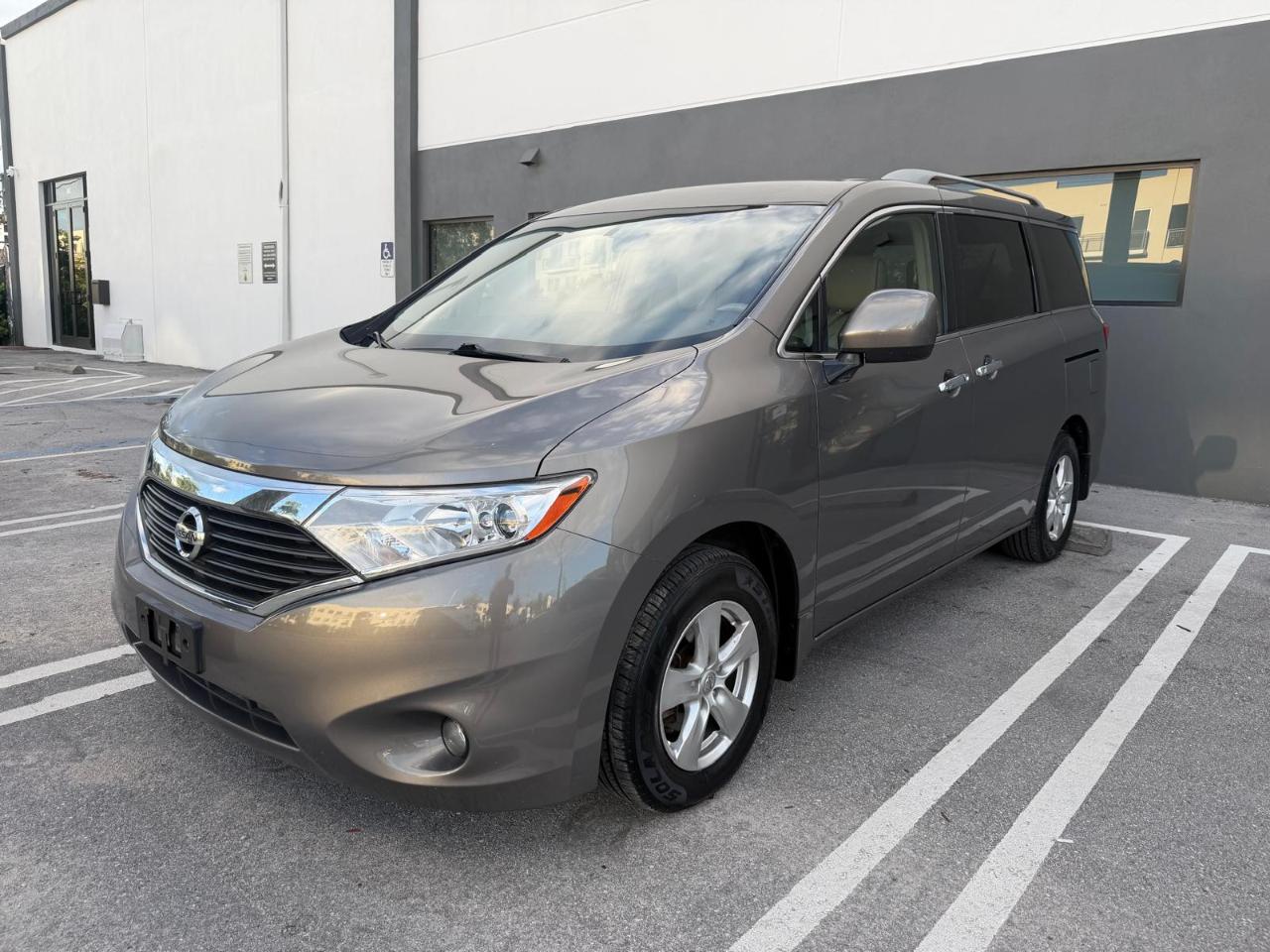 Nissan Quest 4dr SV 2016