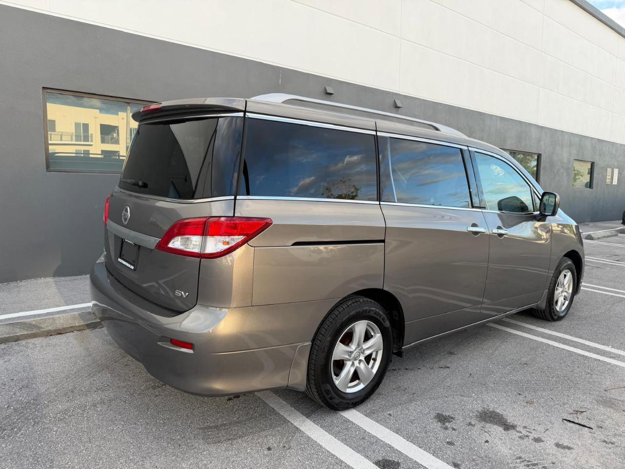 Nissan Quest 4dr SV 2016