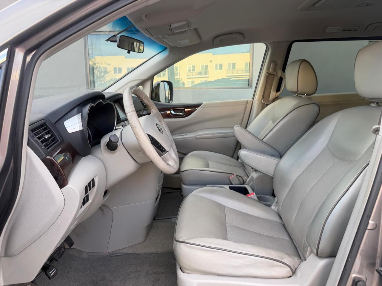 Nissan Quest 4dr SV 2016