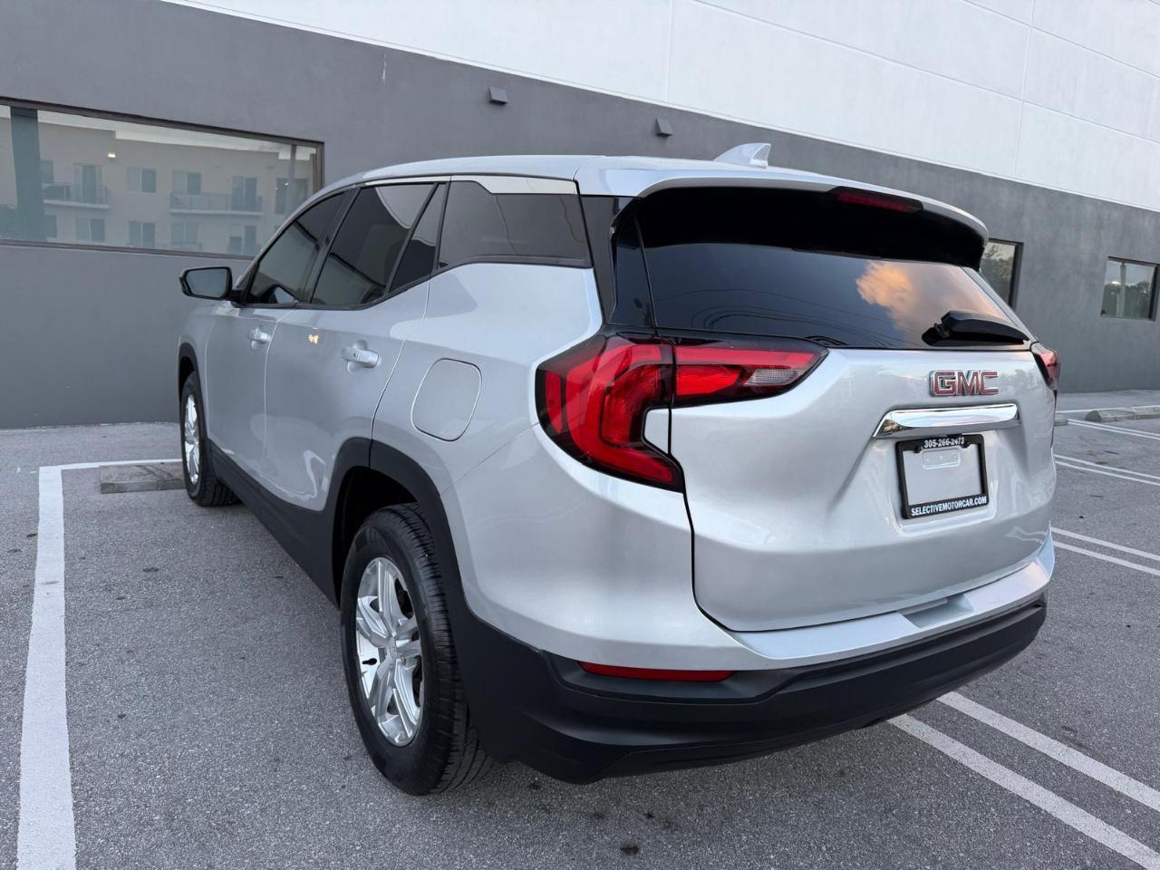 GMC Terrain FWD 4dr SLE 2018