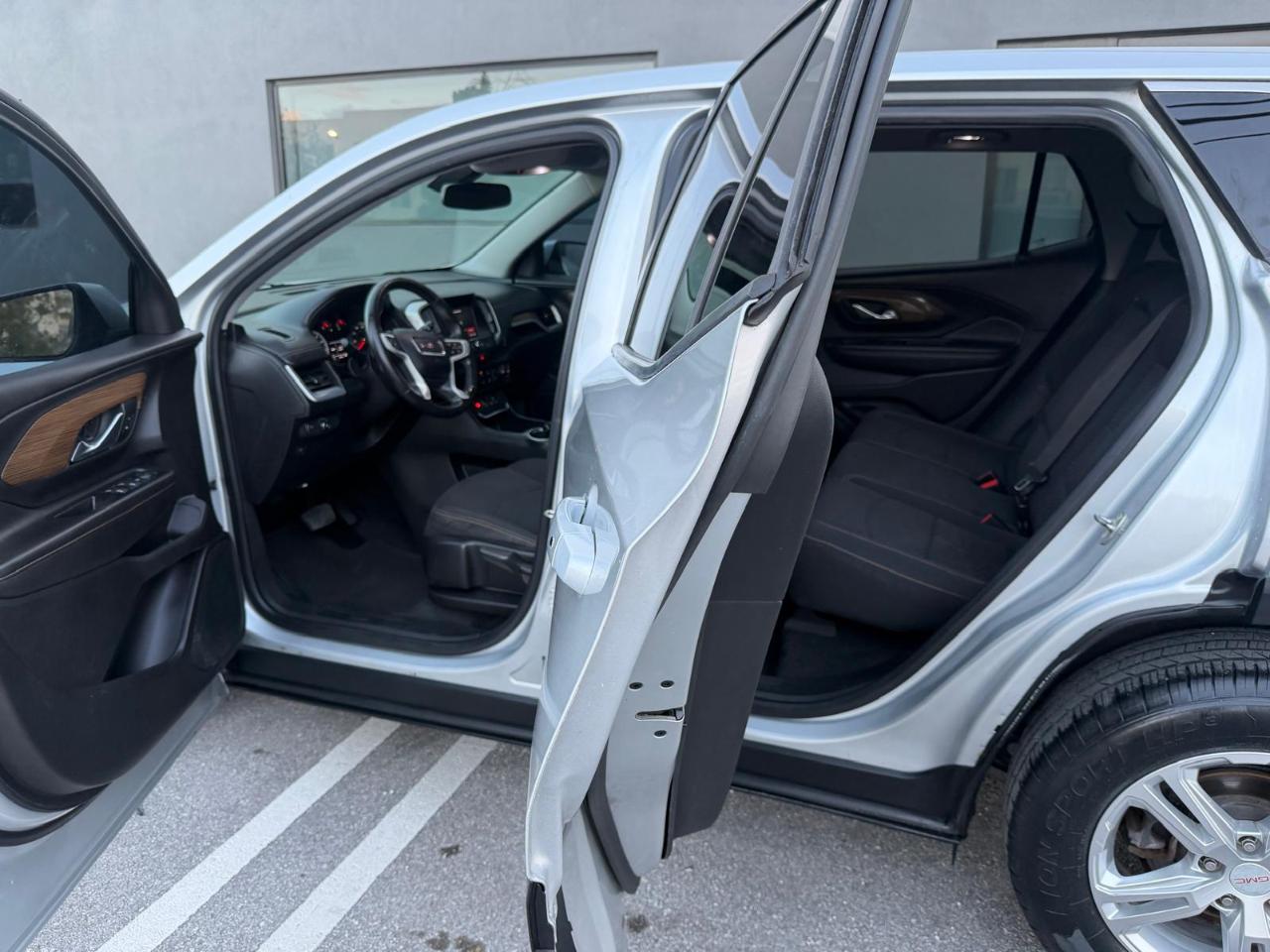 GMC Terrain FWD 4dr SLE 2018