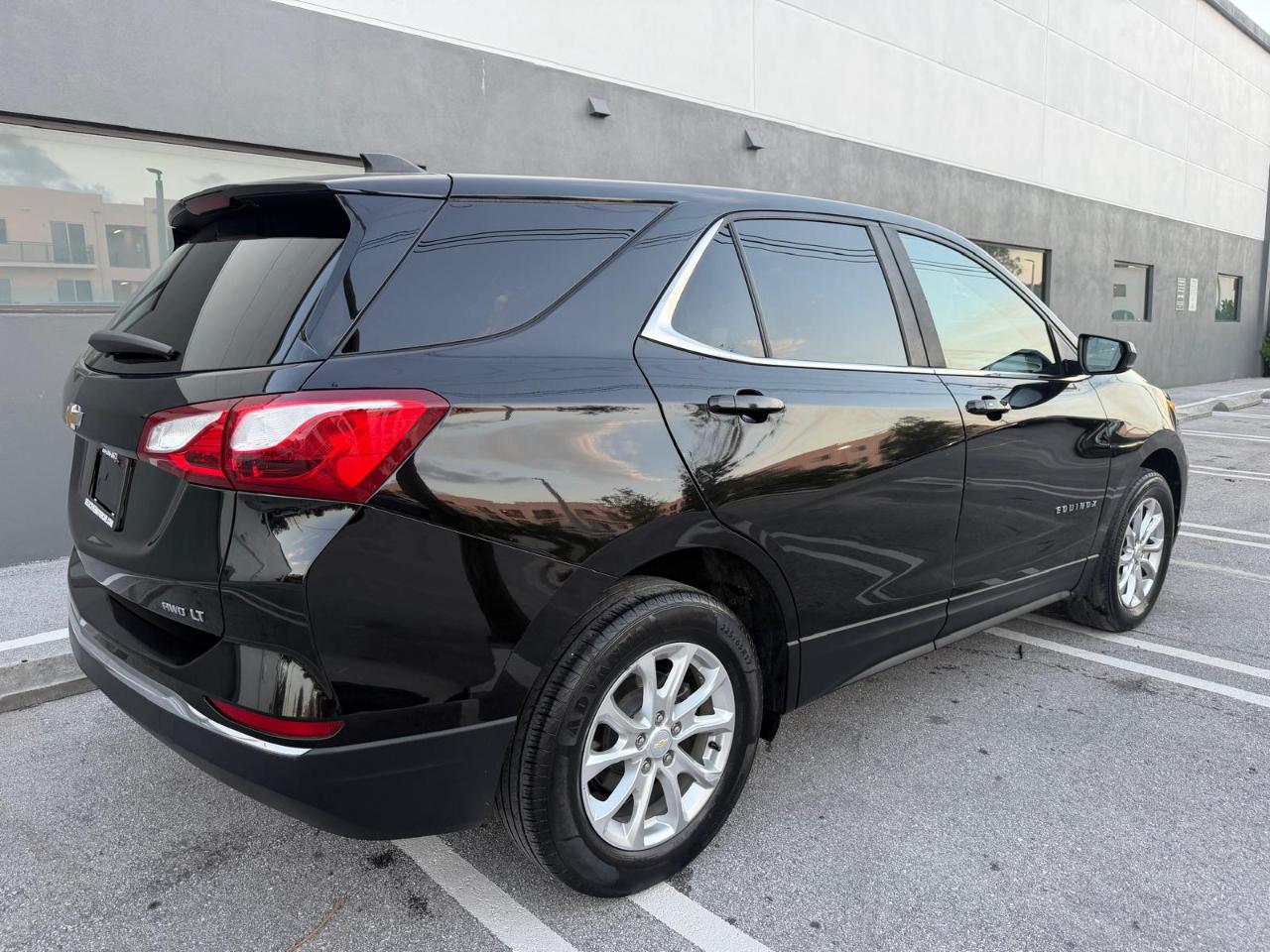 Chevrolet Equinox AWD 4dr LT w/1LT 2021