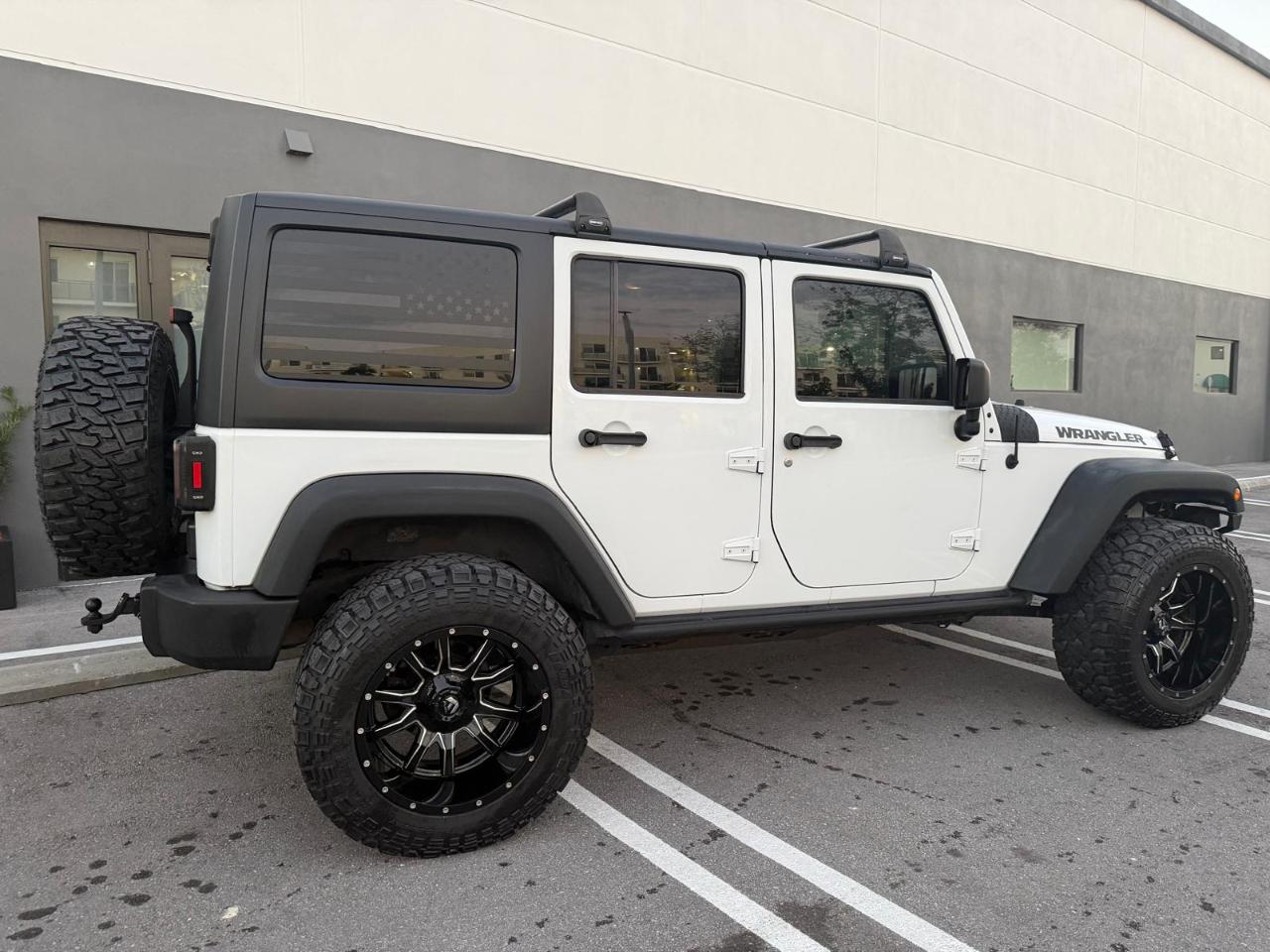 Jeep Wrangler Unlimited 4WD 4dr Black Bear *Ltd Avail* 2016