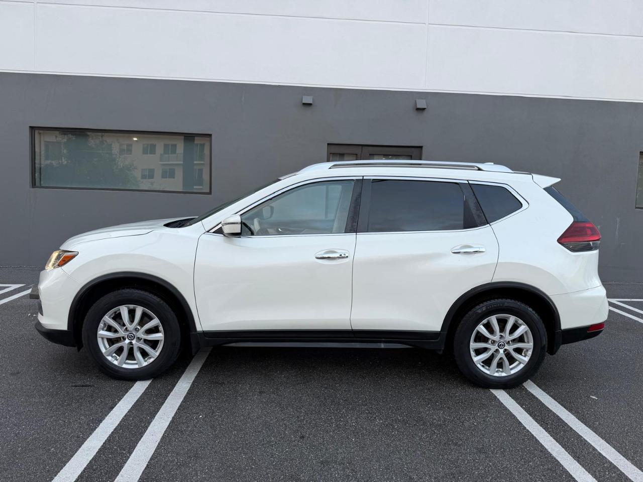 Nissan Rogue FWD SV 2020