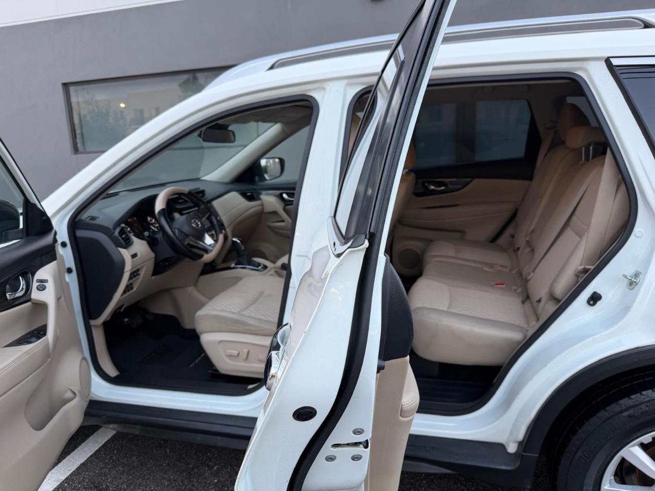Nissan Rogue FWD SV 2020