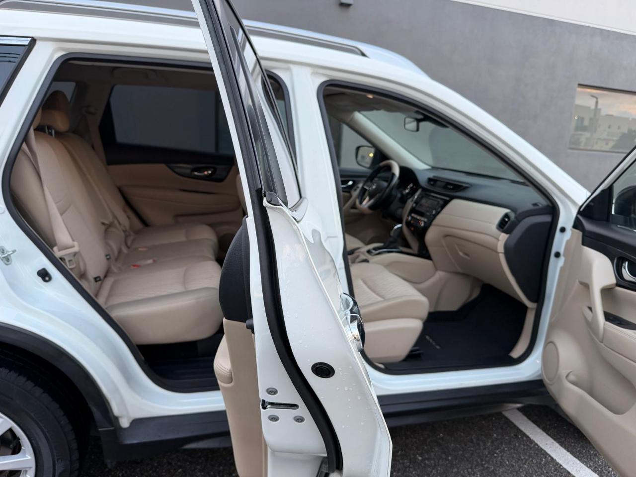 Nissan Rogue FWD SV 2020