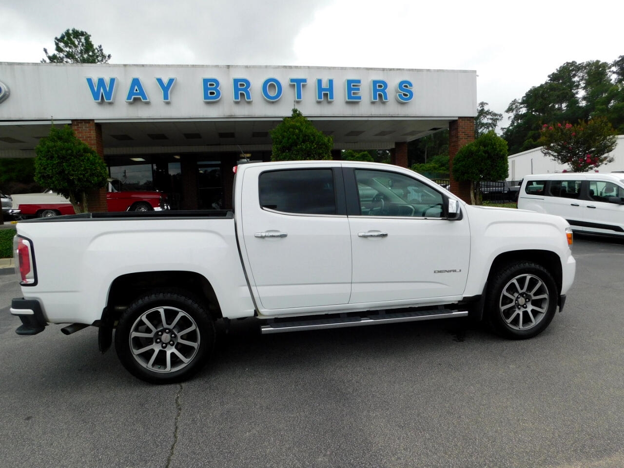 Used 2020 GMC Canyon 4WD CREW CAB 128" DENALI for Sale in Hawkinsville