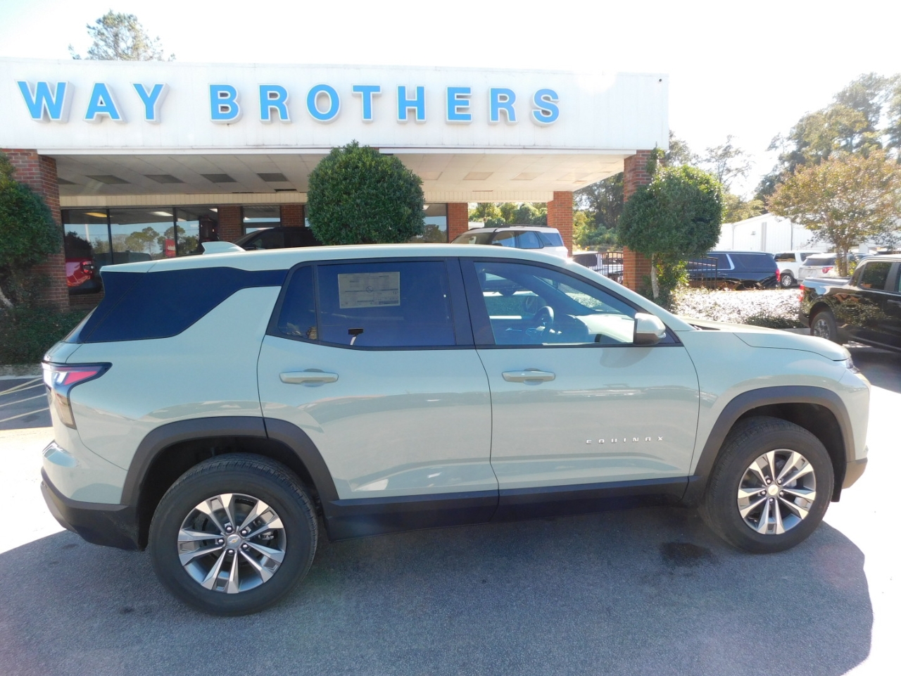 2026 Chevrolet Equinox FWD 4DR LT W/1LT