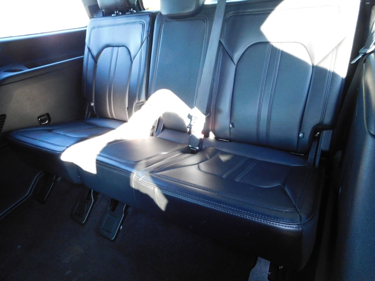 Ford Expedition  2021